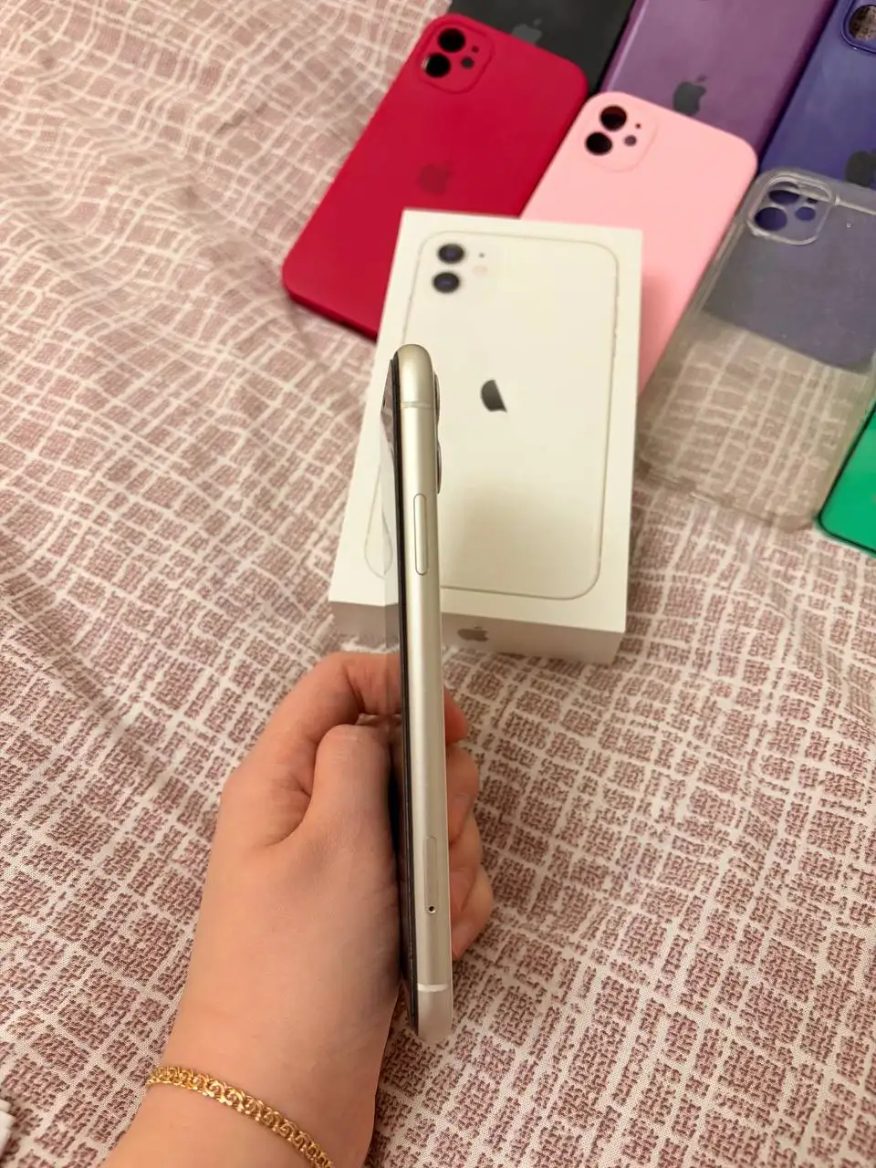 Продам iPhone 11 в отличном состоянии - Смартфоны (Электроника) в Екатеринбург