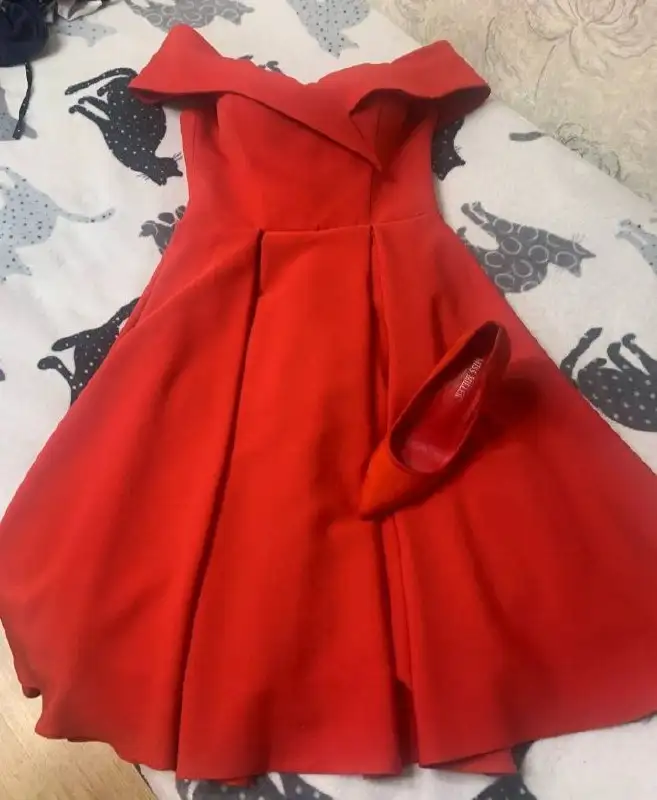 Платье 42-44 и туфли - Женская одежда и обувь (Одежда) в Екатеринбург