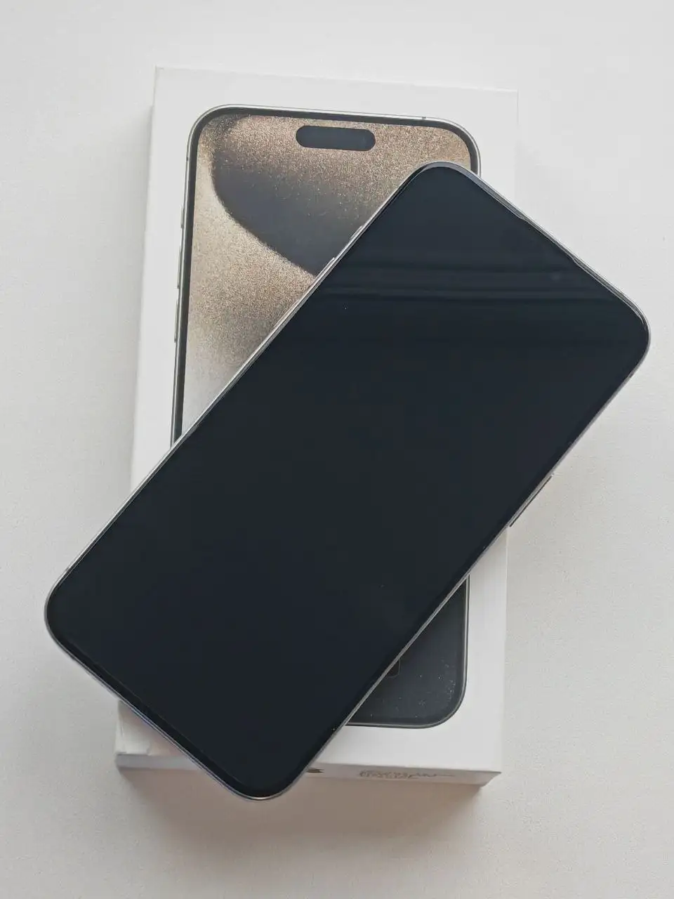 Продажа Honor Magic v2 и iPhone 15 ProMax - Смартфоны (Электроника) в Екатеринбург