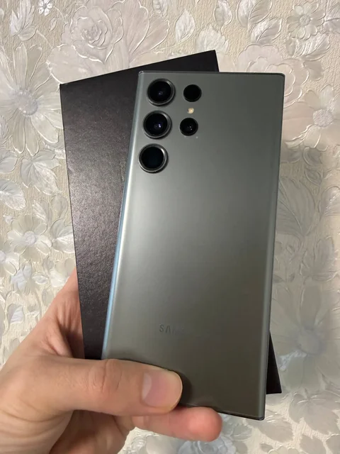 Samsung Galaxy S23 Ultra 256 ГБ зеленый с заменой экрана - VR очки в Екатеринбург