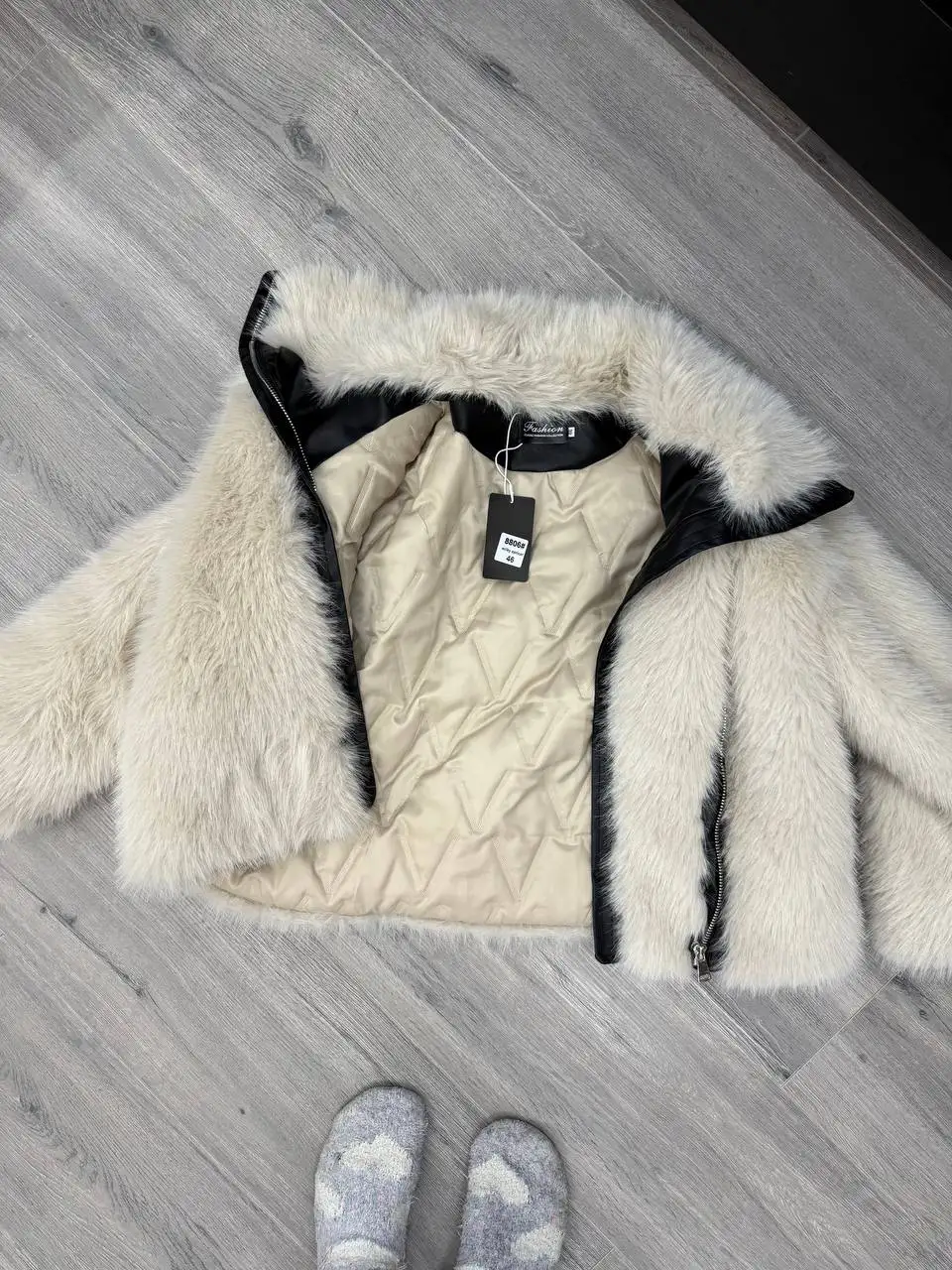 Искусственная шубка автоледи с кожаными вставками - Верхняя одежда (Одежда) в Екатеринбург