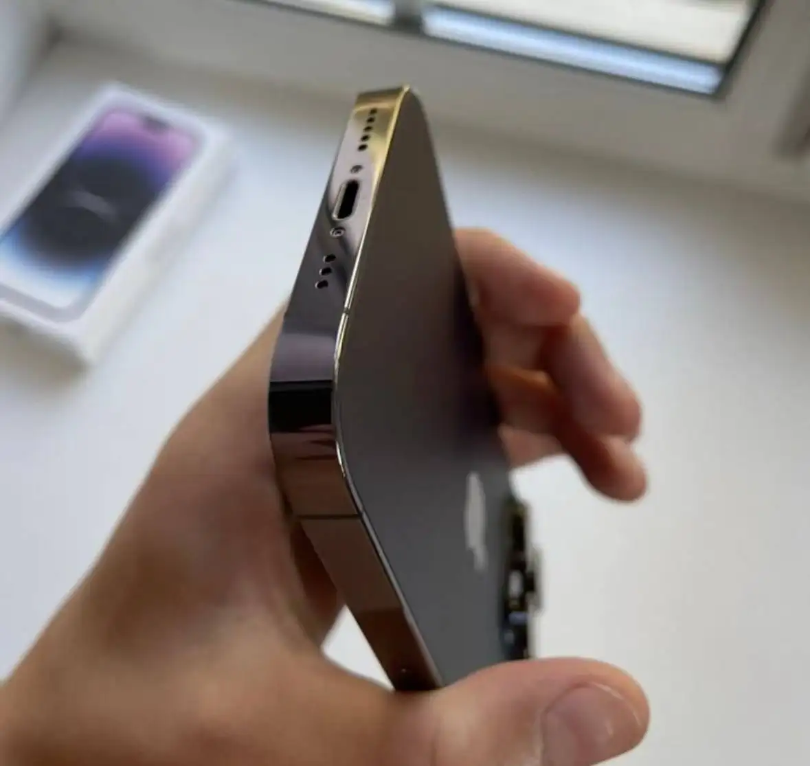 Продажа iPhone 14 Pro 128 ГБ в отличном состоянии - Смартфоны (Электроника) в Екатеринбург