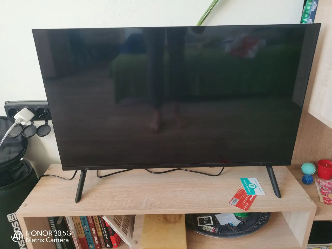 Продам телевизор Smart TV 32 дюйма Android - Телевизоры (Электроника) в Екатеринбург