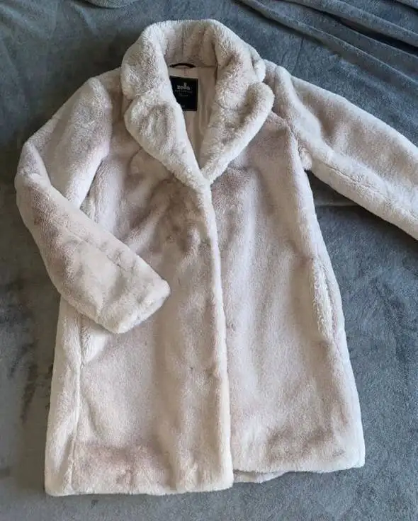 Продажа женской одежды и обуви - Женская одежда (Одежда) в Екатеринбург