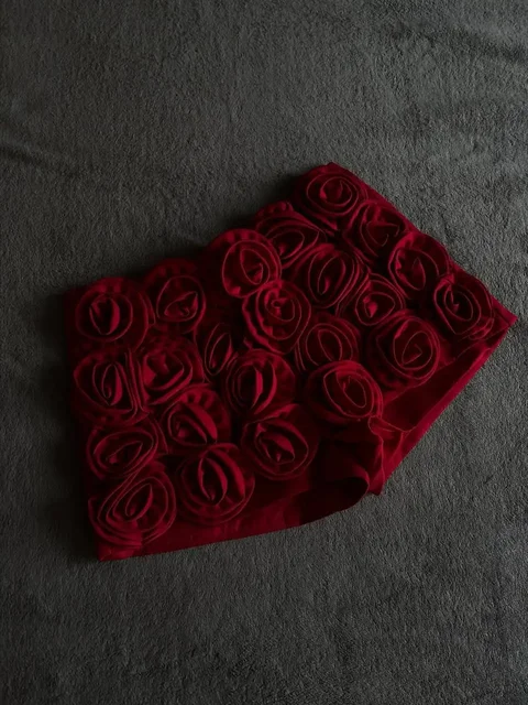 Продажа женской одежды: юбки, свитер, сапоги - Верхняя одежда, обувь в Екатеринбург