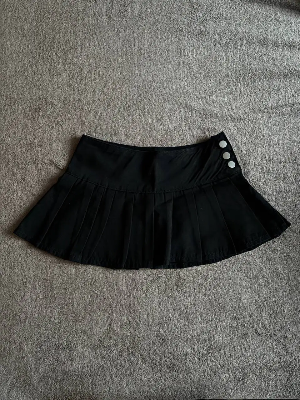 Продажа женской одежды: юбки, свитер, сапоги - Женская одежда (Одежда) в Екатеринбург