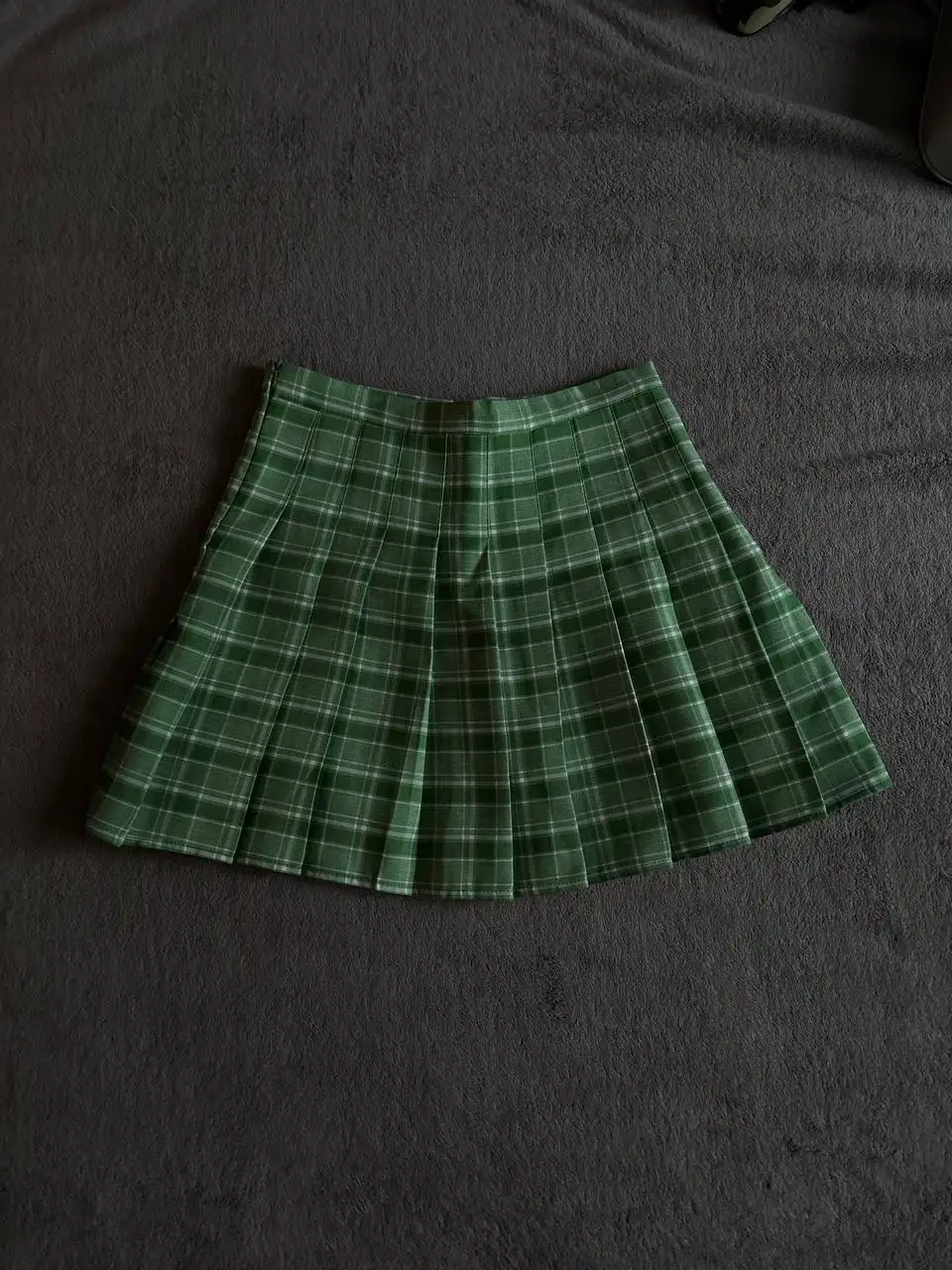 Продажа женской одежды: юбки, свитер, сапоги - Женская одежда (Одежда) в Екатеринбург