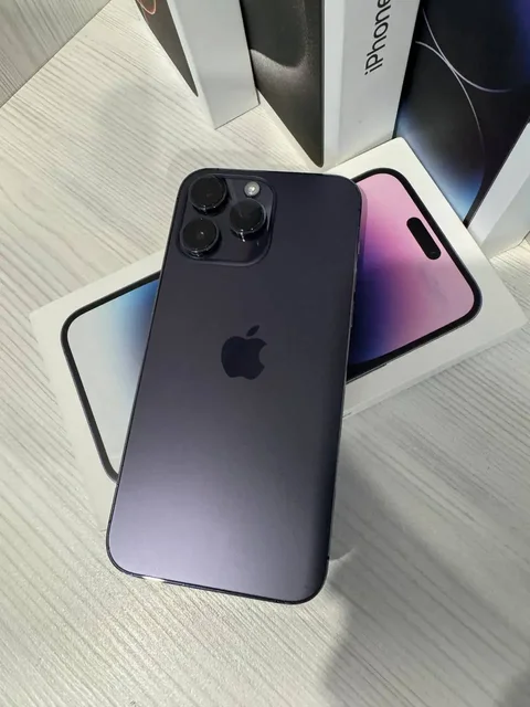 Продам iPhone 14 Pro Max 128GB Purple - Смарт-часы в Екатеринбург