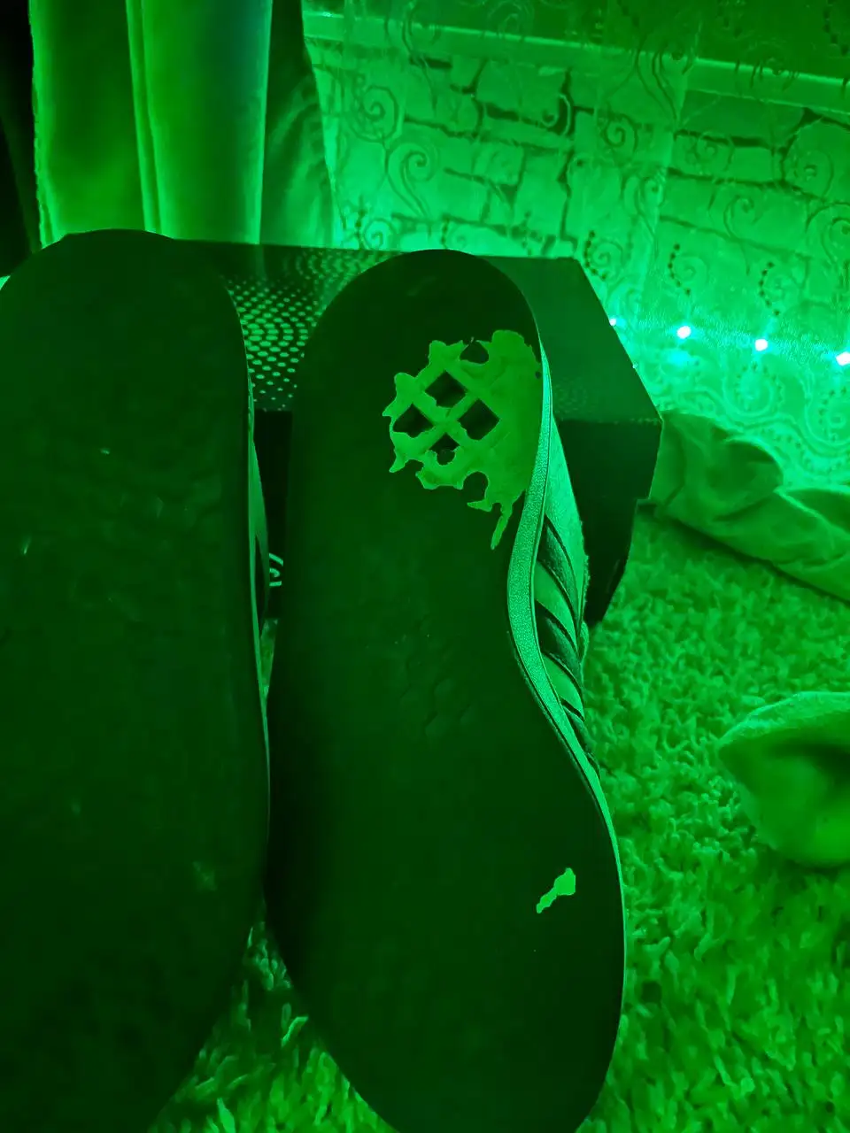 Продам кеды Adidas с коллаборацией Disney - Обувь (Одежда) в Екатеринбург