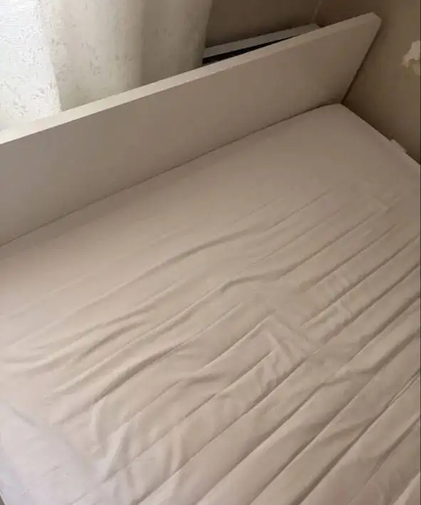 Продам кровать IKEA 160x200 - Мебель (Барахолка) в Екатеринбург