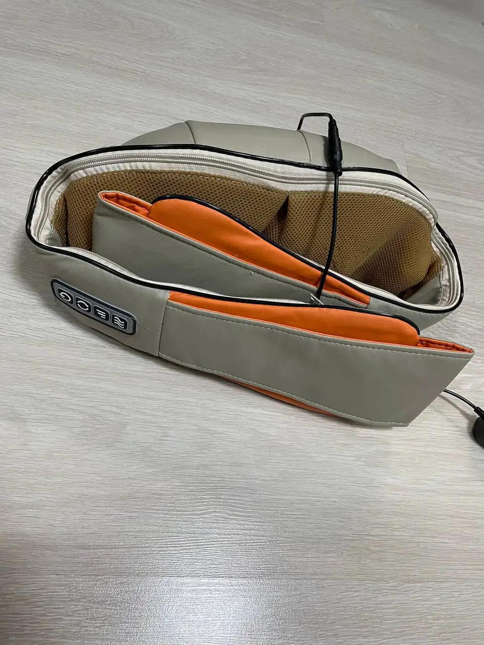 Продам массажер для шеи - Массажеры (Красота и здоровье) в Екатеринбург