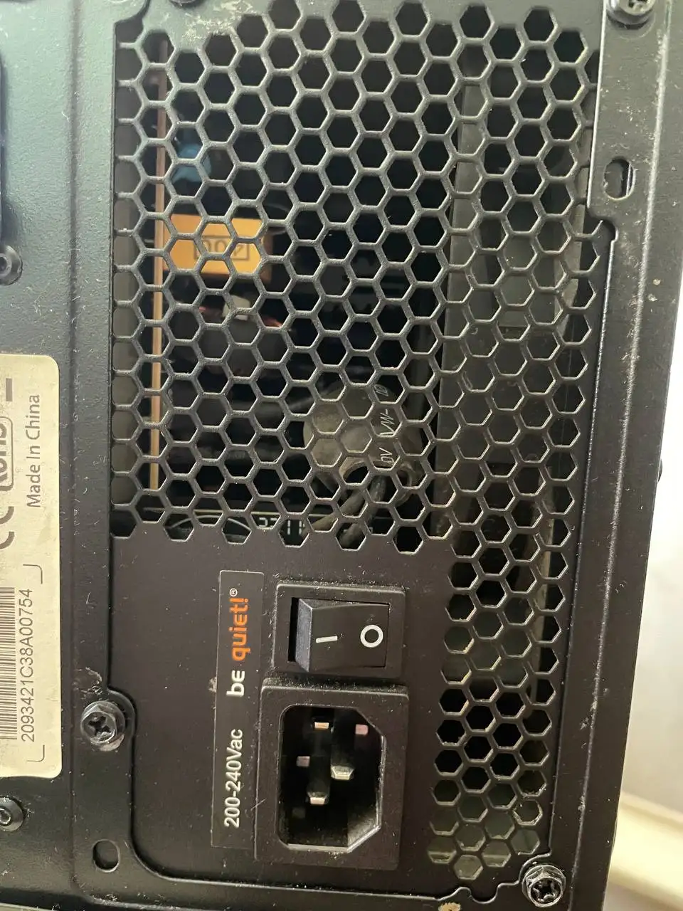 Продажа компьютерных комплектующих: процессор, ОЗУ, блок питания, клавиатура - Компьютерные комплектующие (Электроника) в Екатеринбург