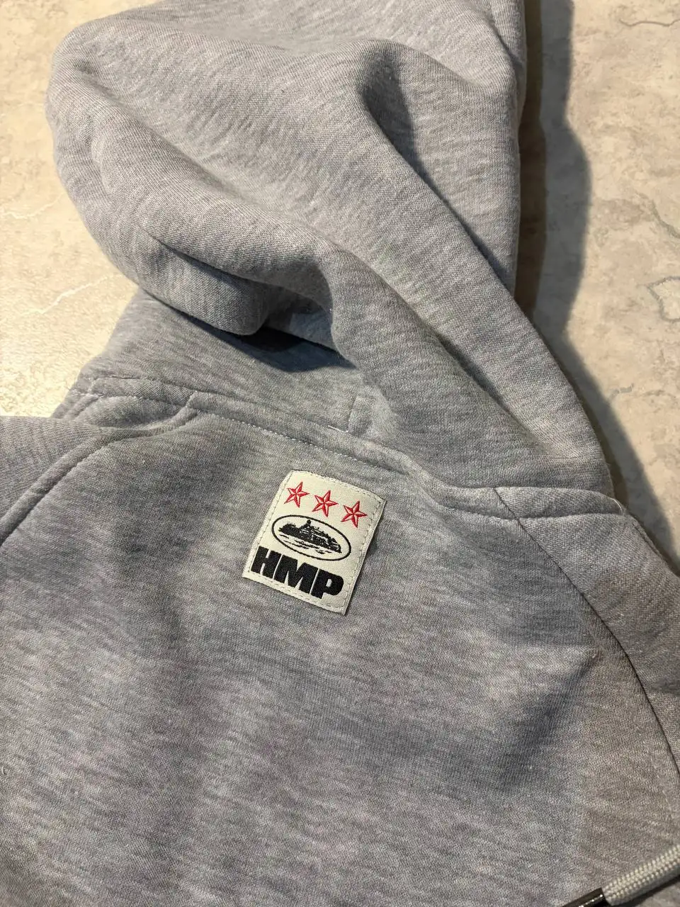 Новые кроссовки 37 размер и зипка кортез S - Одежда в Екатеринбург