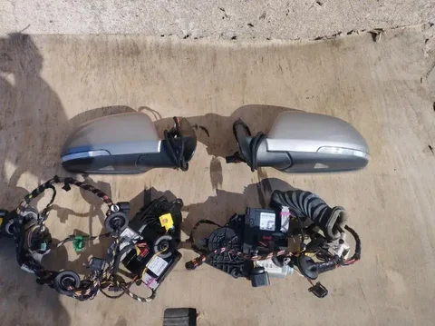 Зеркало Skoda Octavia A5 FL Европа с электрическим механизмом складывания и подсветкой - Автохимия в Екатеринбург