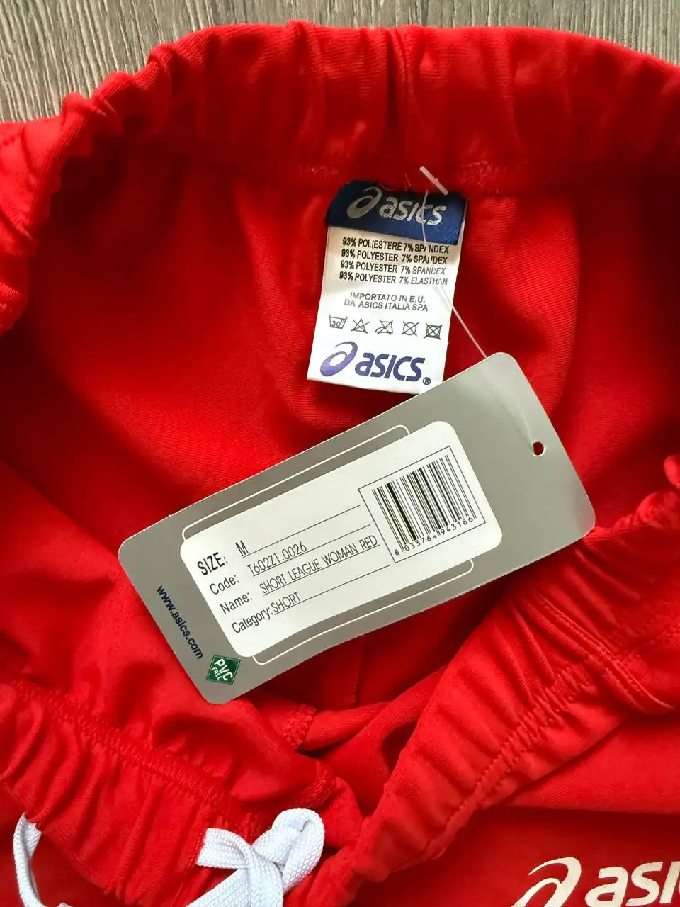 Женские шорты Asics - Женская одежда (Одежда) в Екатеринбург