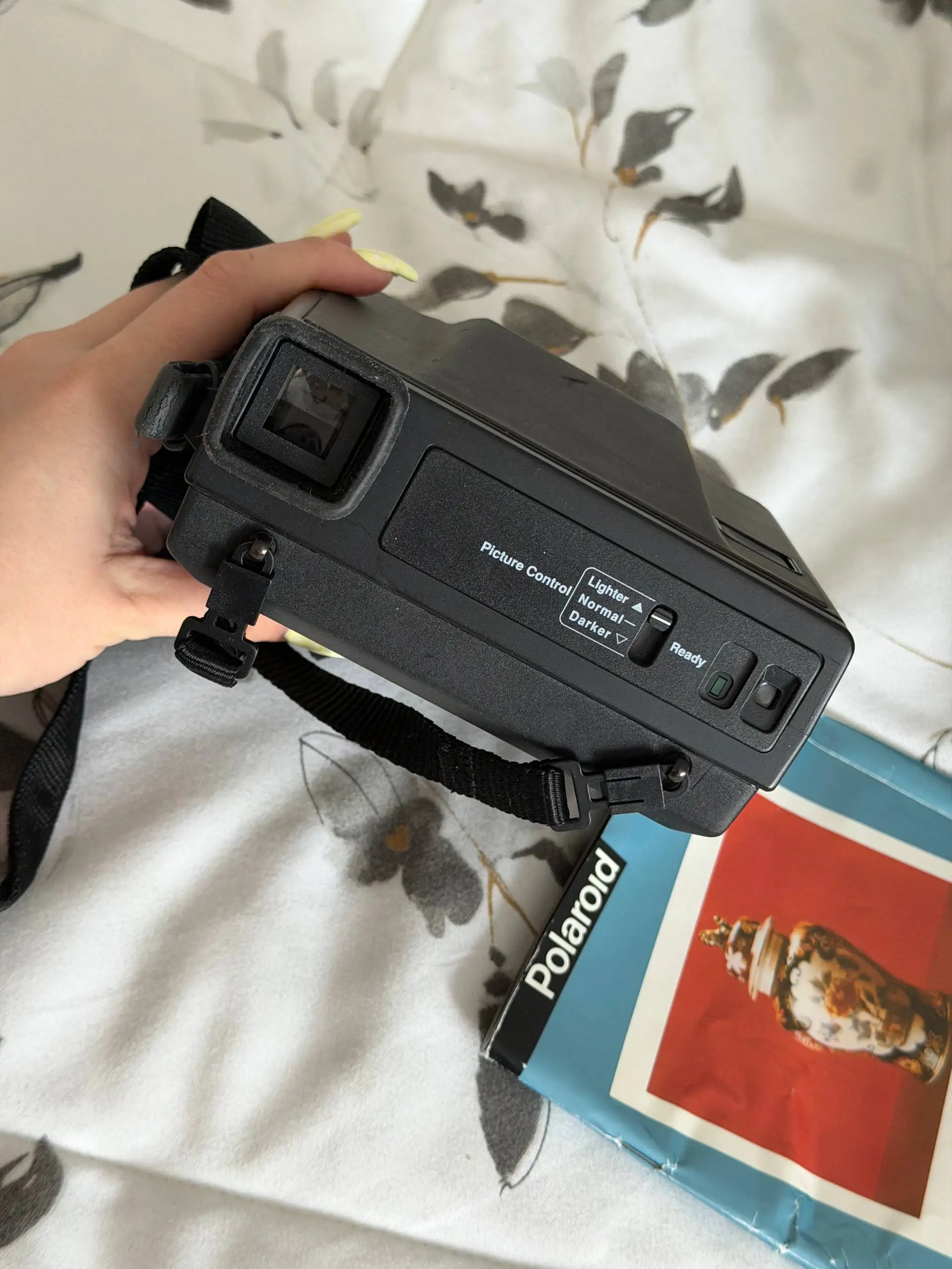 Фотоаппарат моментальной печати с коробкой и инструкцией - Фотоаппараты (Электроника) в Екатеринбург