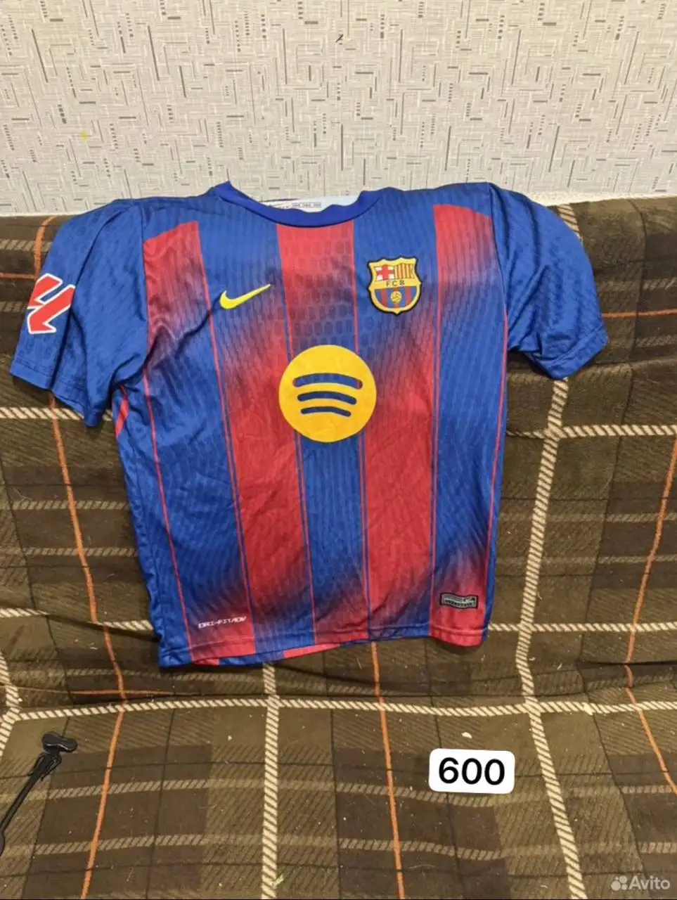 Вещи из гардероба - Барахолка в Екатеринбург