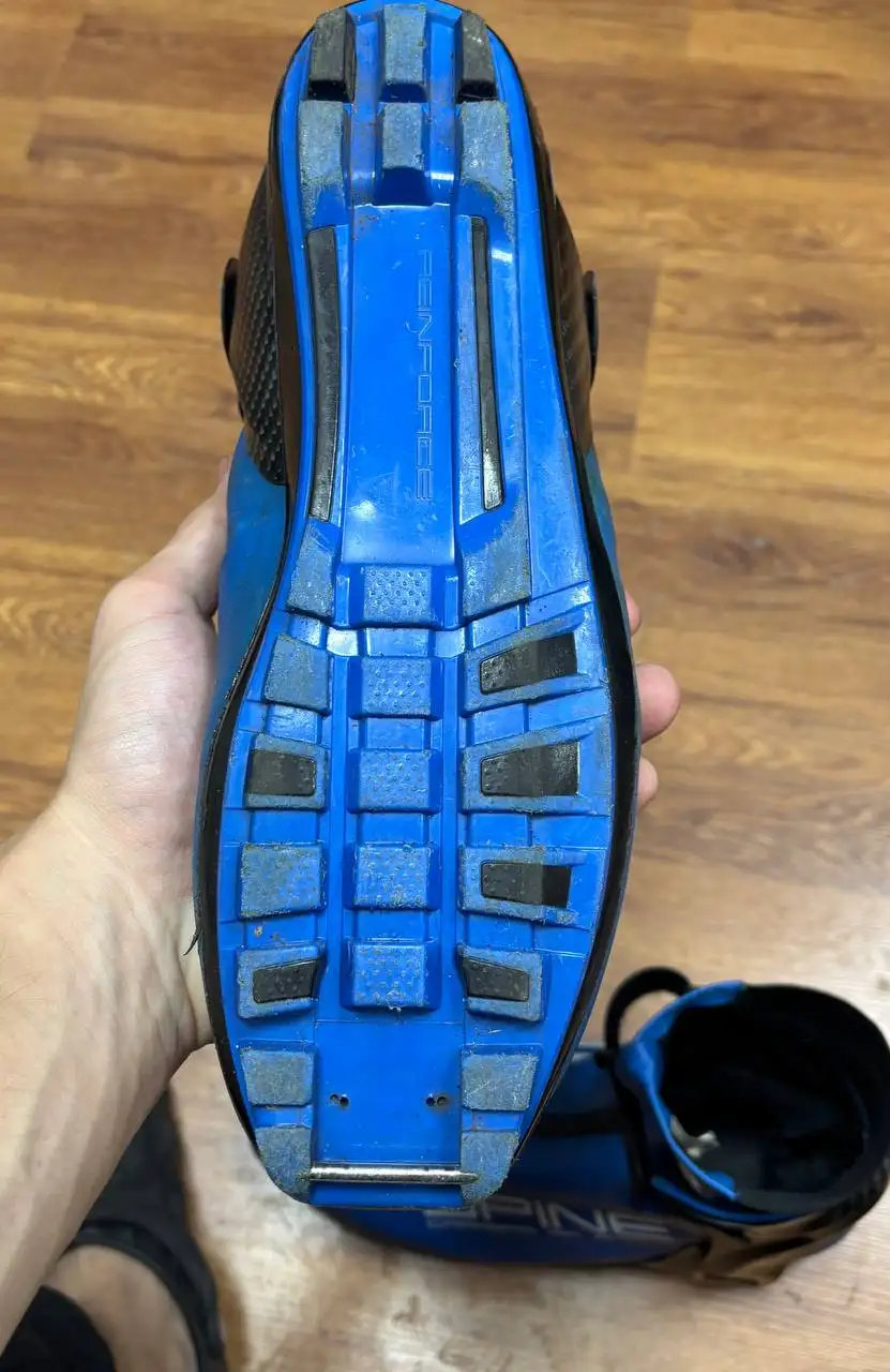 Лыжные ботинки Spine - Лыжное снаряжение (Хобби и отдых) в Екатеринбург