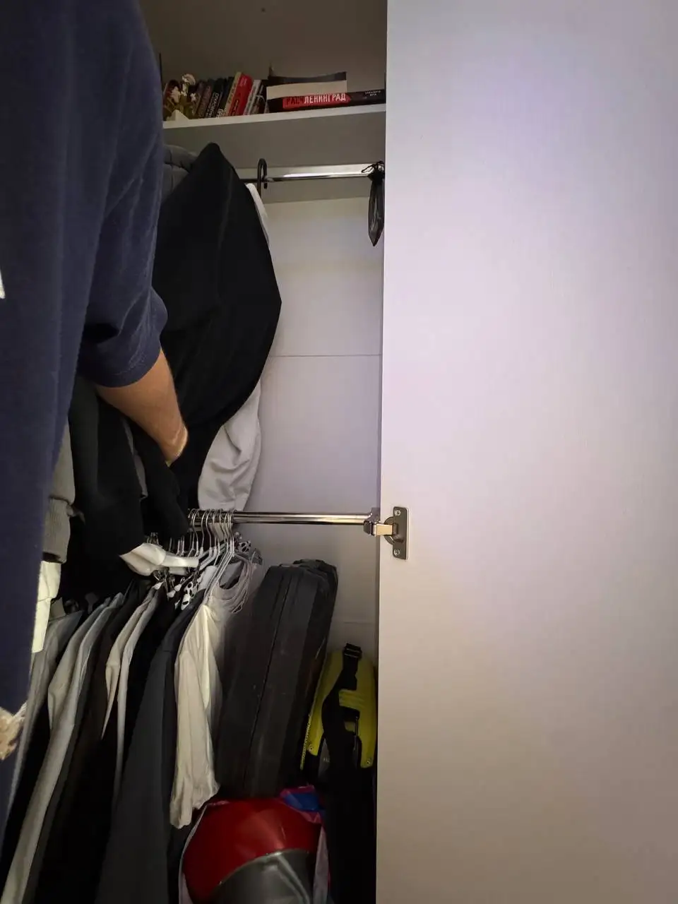 Большой шкаф - Барахолка в Екатеринбург