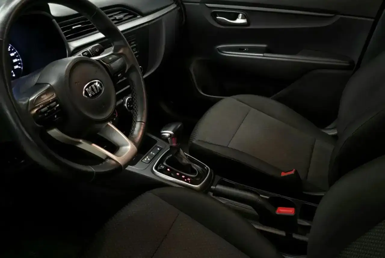 Продам автомобиль 1.4л автомат - Легковые автомобили (Авто) в Екатеринбург