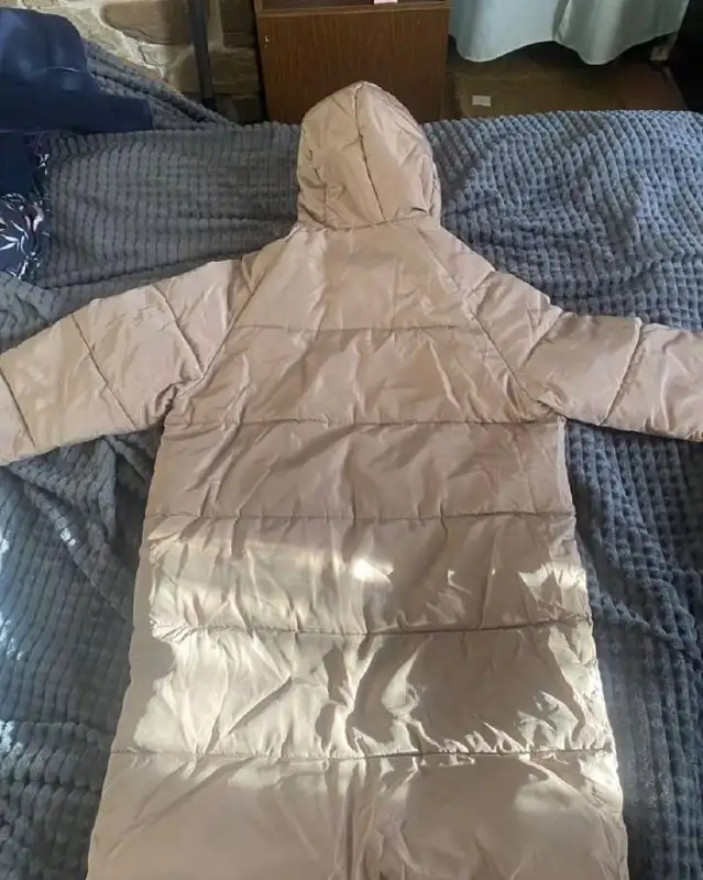 Продам теплый пуховик размер S - Верхняя одежда (Одежда) в Екатеринбург