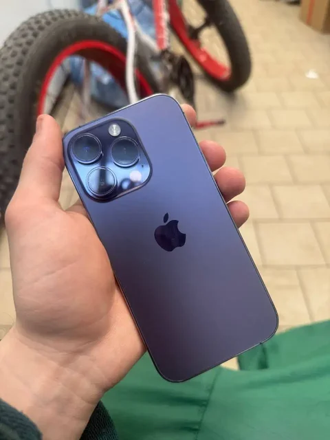 iPhone 14 Pro 256Гб фиолетовый - Аксессуары для телефонов в Екатеринбург