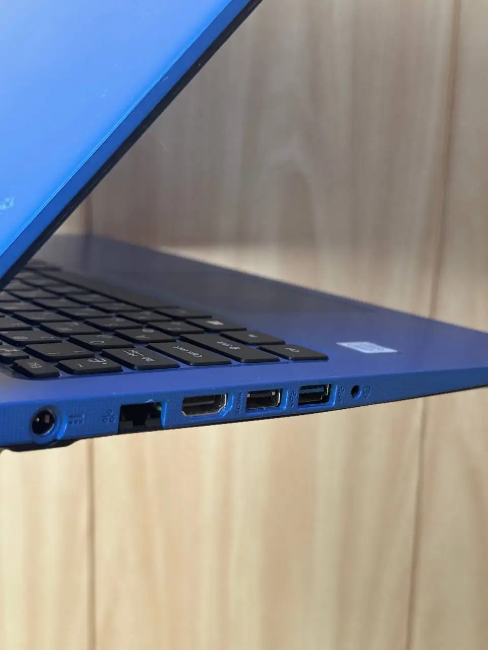 Ноутбук Acer 15,6" i3-7gen / 12GB / Nvme - Ноутбуки (Электроника) в Екатеринбург