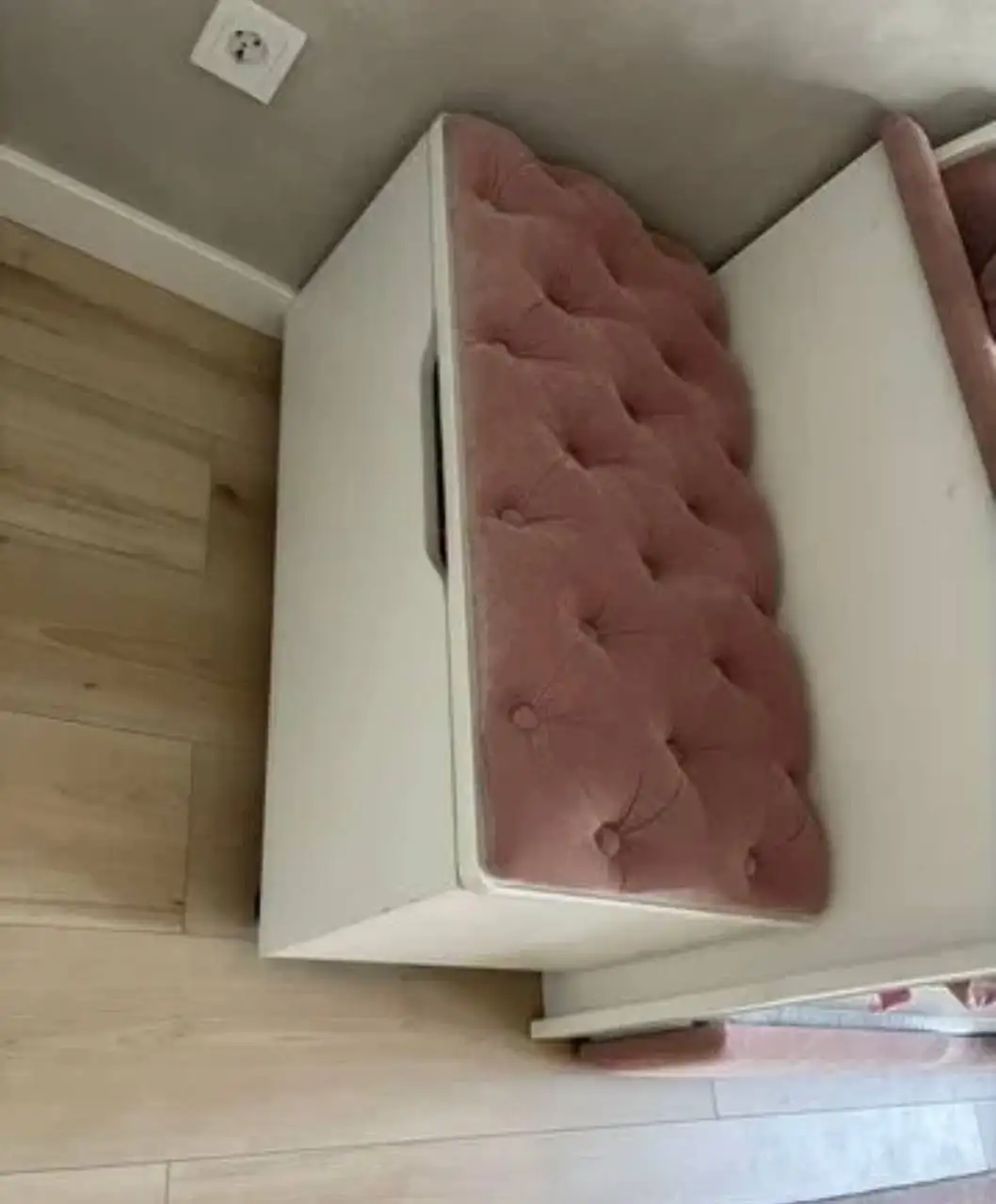 Продам детскую кровать для девочки с матрасами и банкеткой - Мебель (Товары для детей) в Екатеринбург