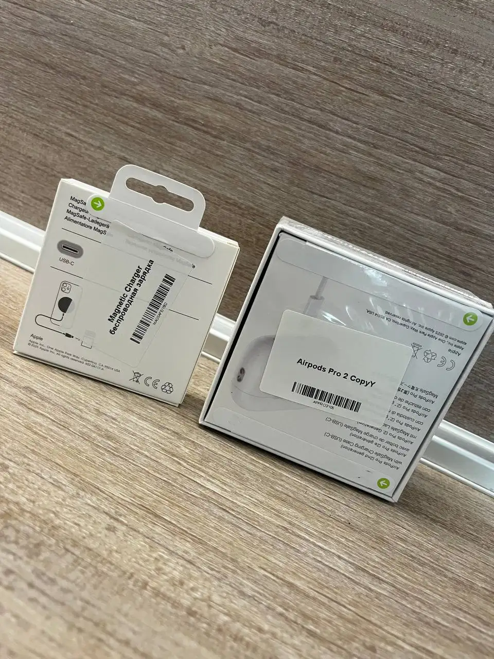 Продам наушники и зарядку Maxwave - Аксессуары для электроники (Электроника) в Екатеринбург