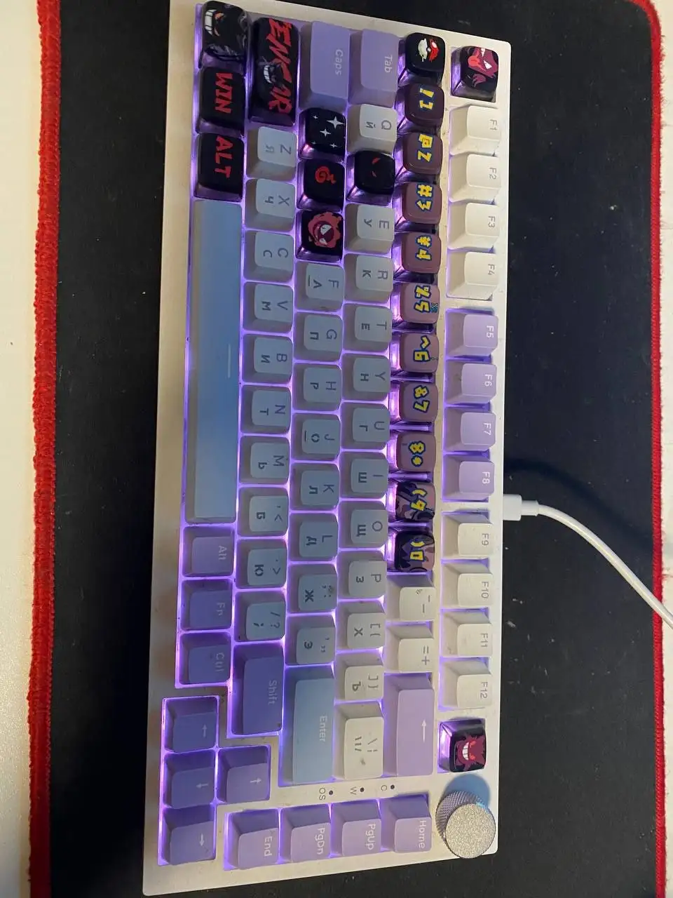 Игровой комплект ПК с монитором, наушниками, мышкой, клавиатурой, ковриком, столом и рулем - Барахолка в Екатеринбург