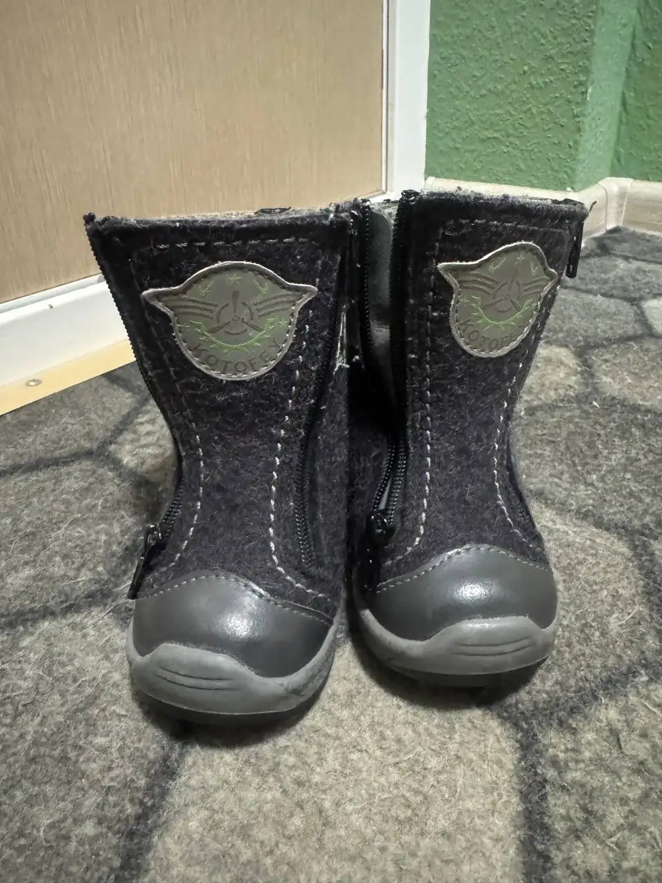 Продам зимние валенки Котофей размер 21 - Обувь (Одежда) в Екатеринбург