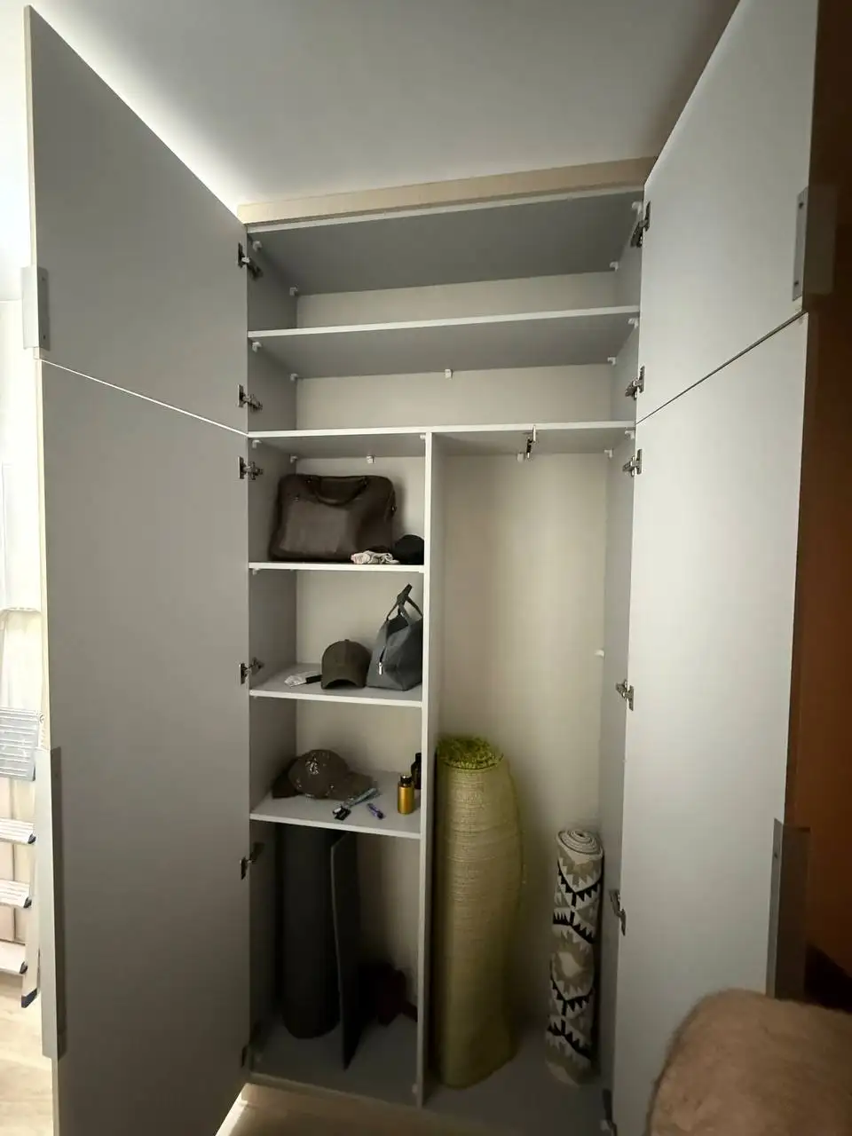 Шкаф двустворчатый для одежды под потолок - Мебель (Для дома и дачи) в Екатеринбург