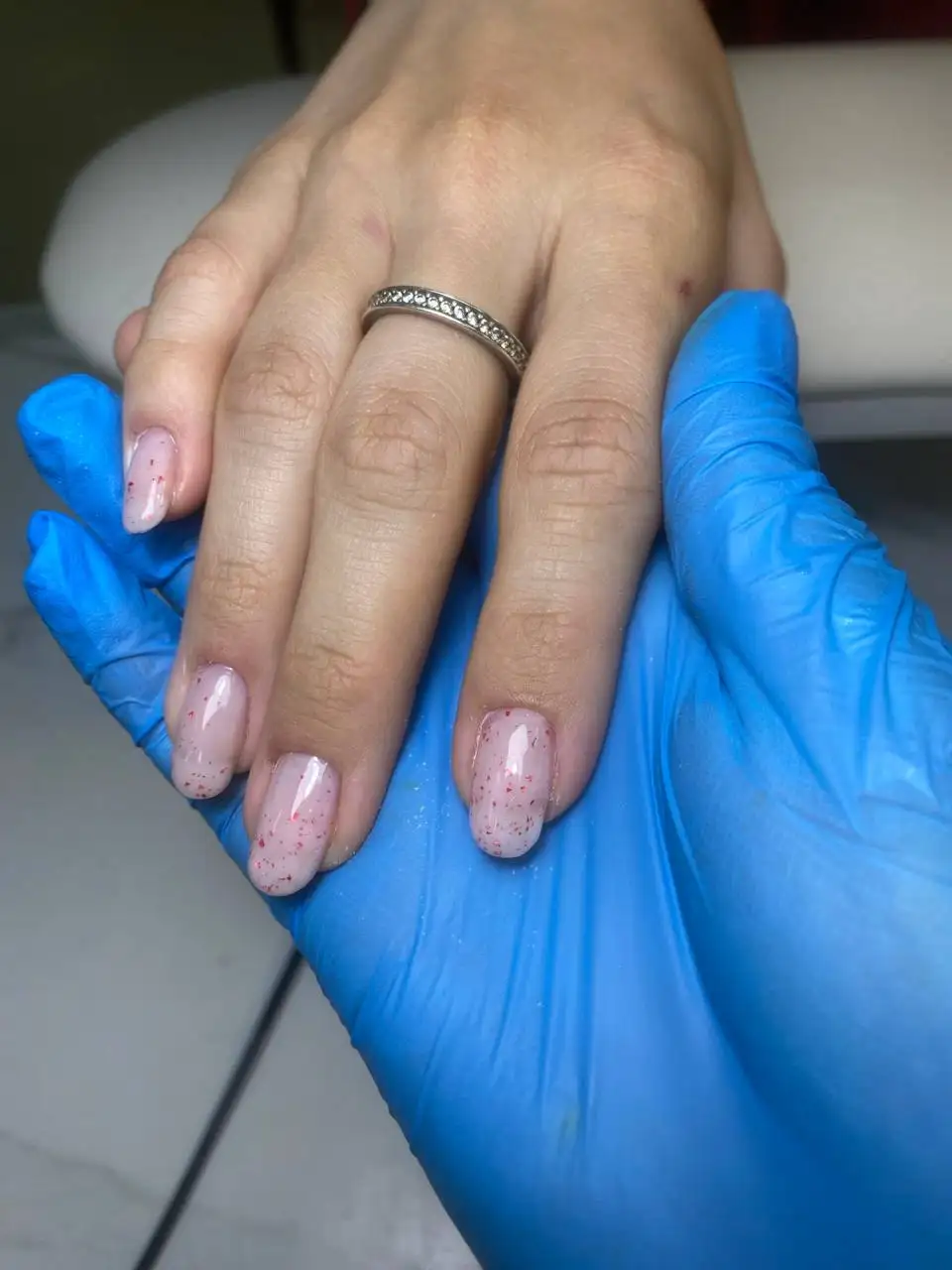 Нужны модели на маникюр - Услуги в Екатеринбург