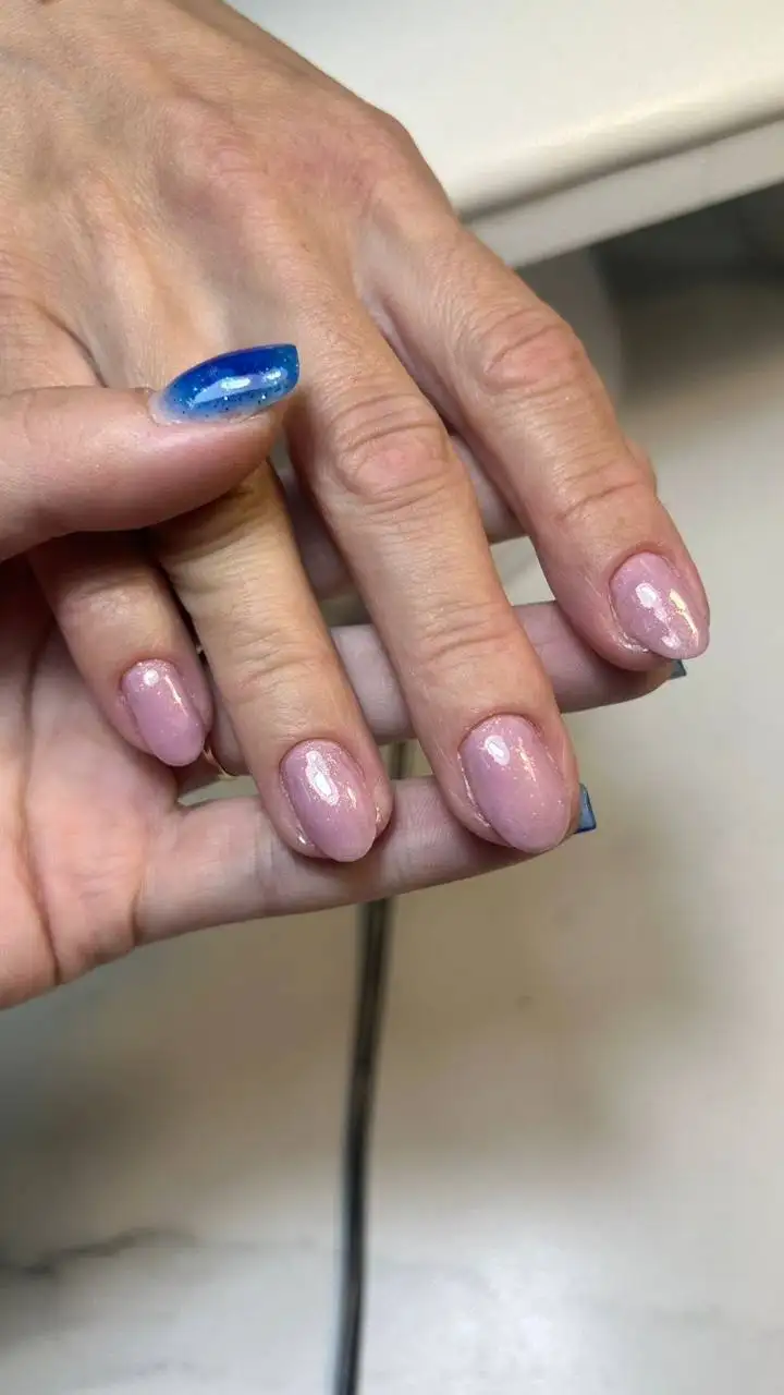 Нужны модели на маникюр - Услуги в Екатеринбург