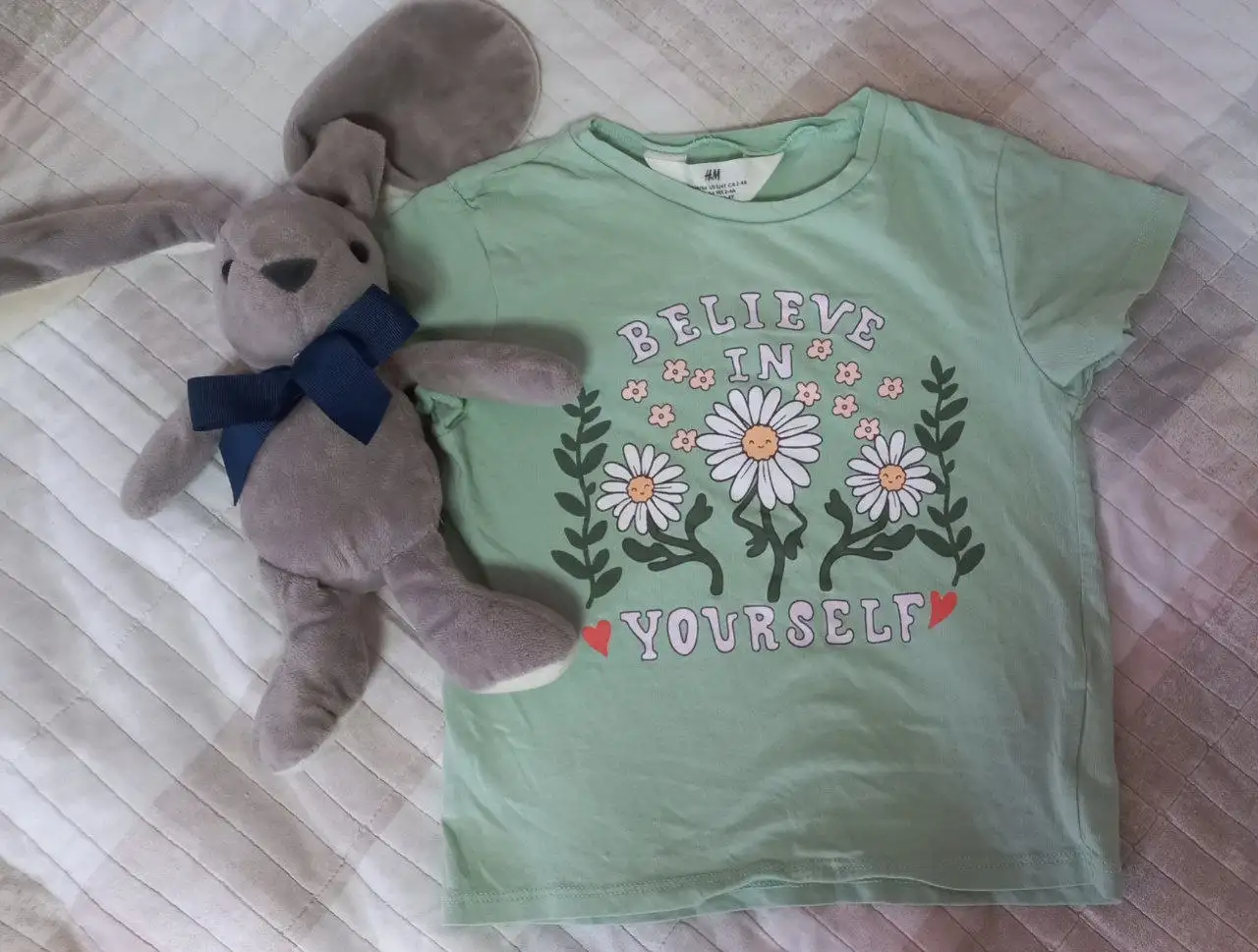 Продам полукомбинезон Playtoday и футболку H&M - Детская одежда (Товары для детей) в Екатеринбург