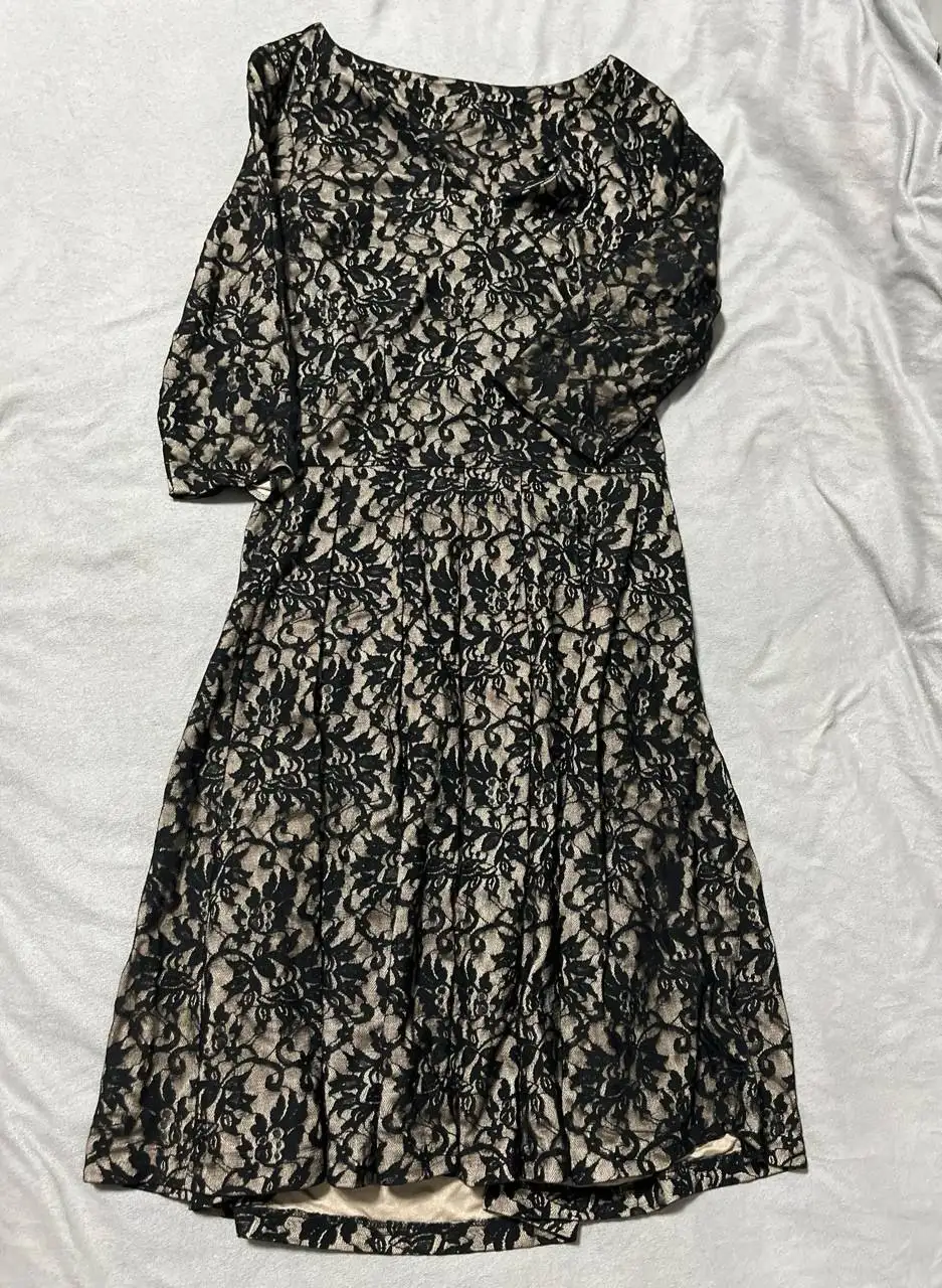 Платья разных брендов размер 42-44 - Платья (Одежда) в Екатеринбург