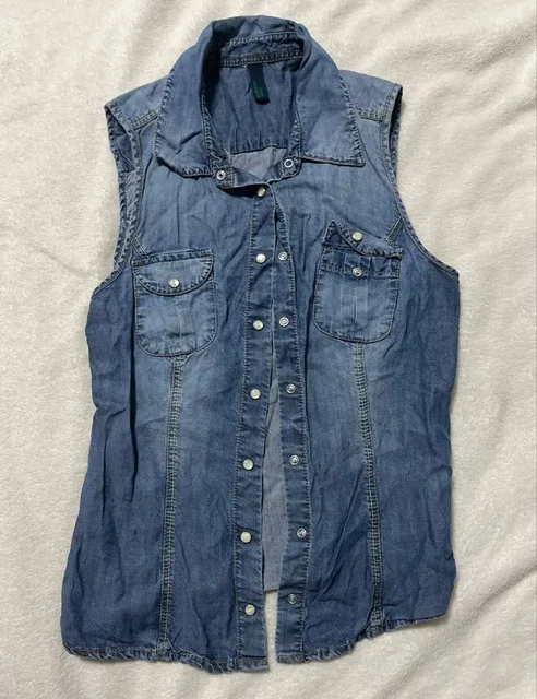 Одежда размер 42-44 в отличном состоянии - частное объявление в Екатеринбург