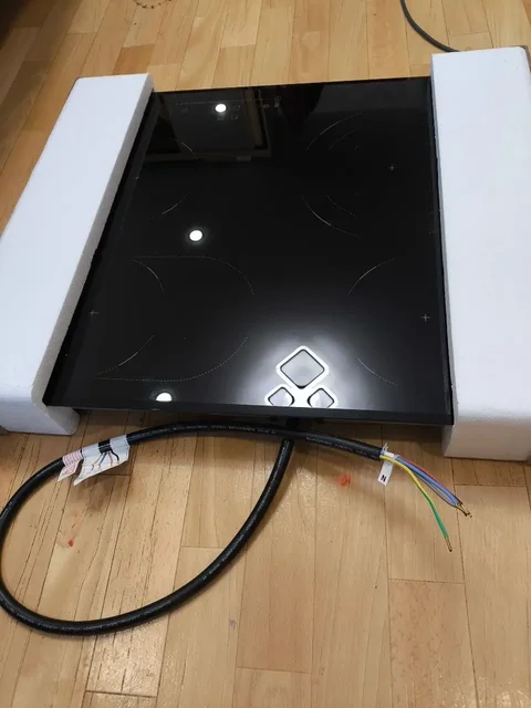 Новая варочная панель Haier HHY-C64TOVB - Кухонная мебель в Екатеринбург