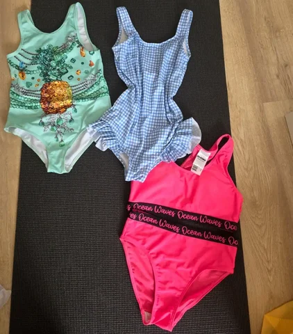 Купальники детские новые и б/у - Спортивная одежда в Екатеринбург