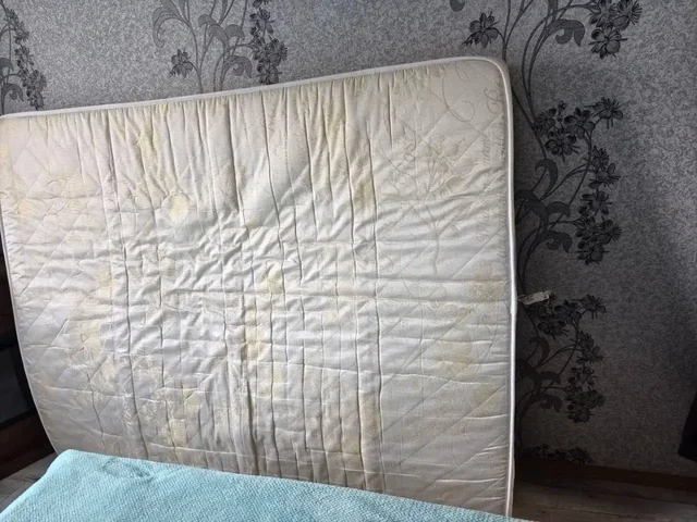 Продам матрас 200x160 средней жесткости - Для дома и дачи в Екатеринбург