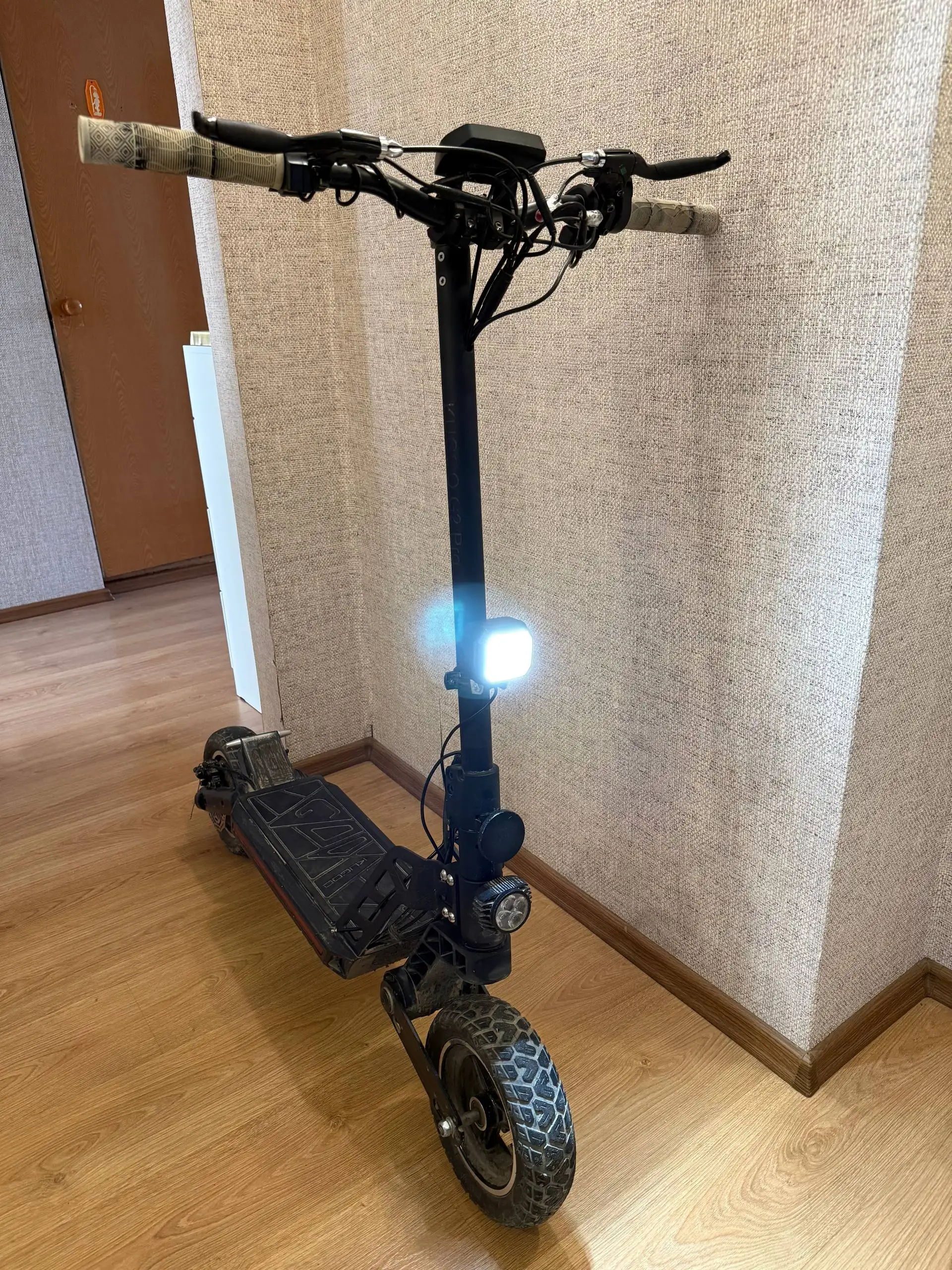 Продам электросамокат Kugoo G2 Pro - Электросамокаты (Электроника) в Екатеринбург