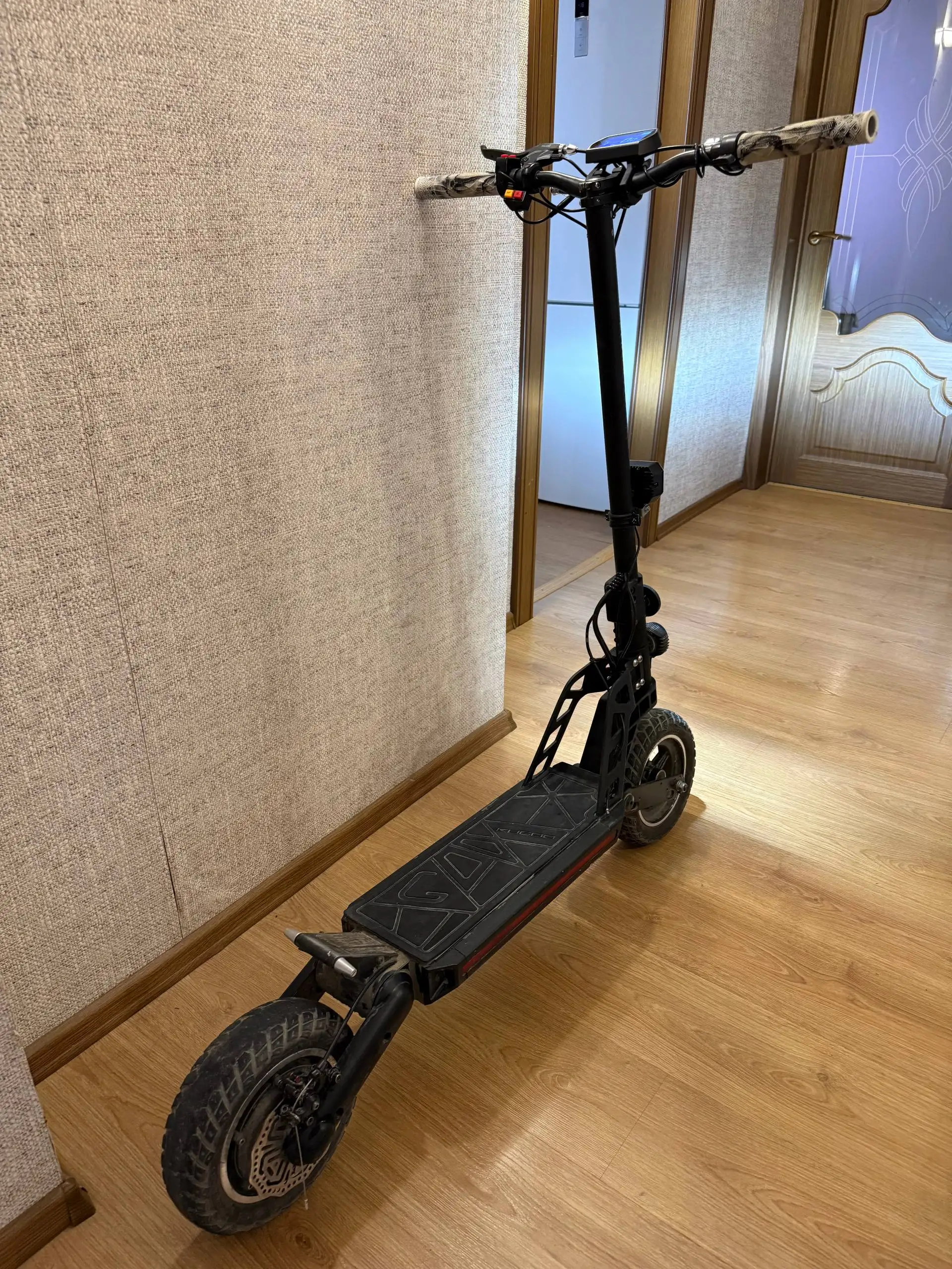 Продам электросамокат Kugoo G2 Pro - Электросамокаты (Электроника) в Екатеринбург