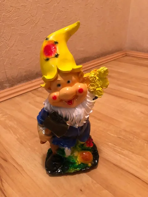 Статуэтка гном с трещиной на шляпе - null в Екатеринбург