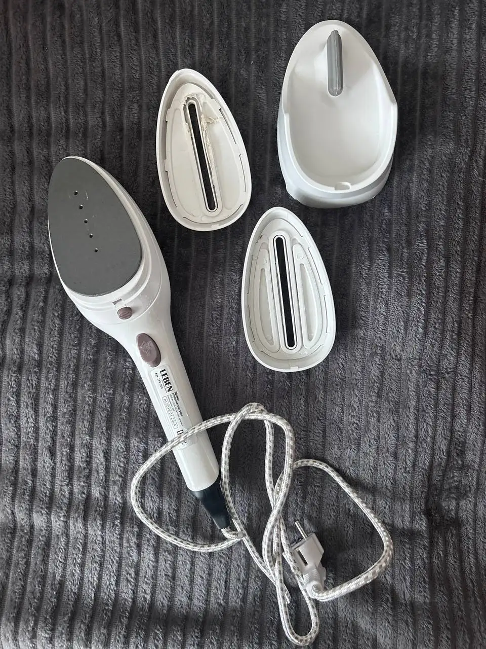 Продажа Leben щетка-отпариватель-утюг б/у - Барахолка в Екатеринбург