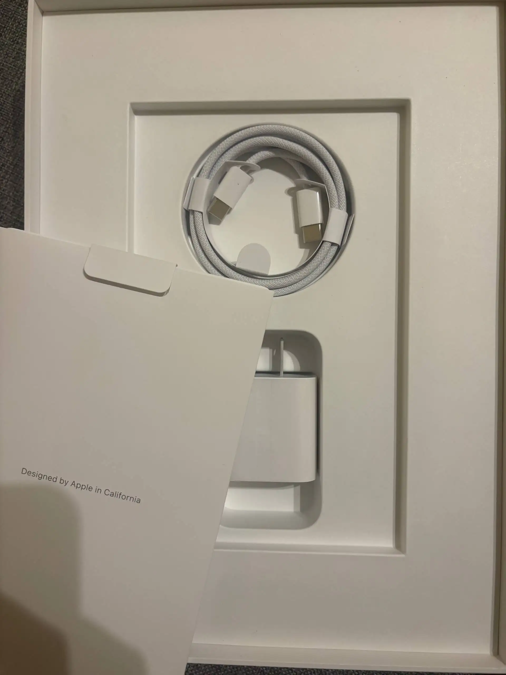 iPad 11 2025 128 GB в идеальном состоянии - Планшеты (Электроника) в Екатеринбург