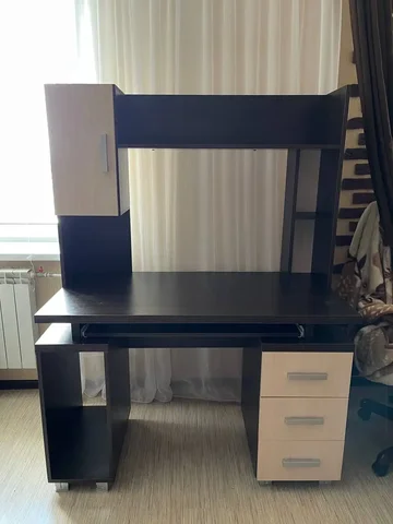 Продам компьютерный стол - частное объявление в Екатеринбург