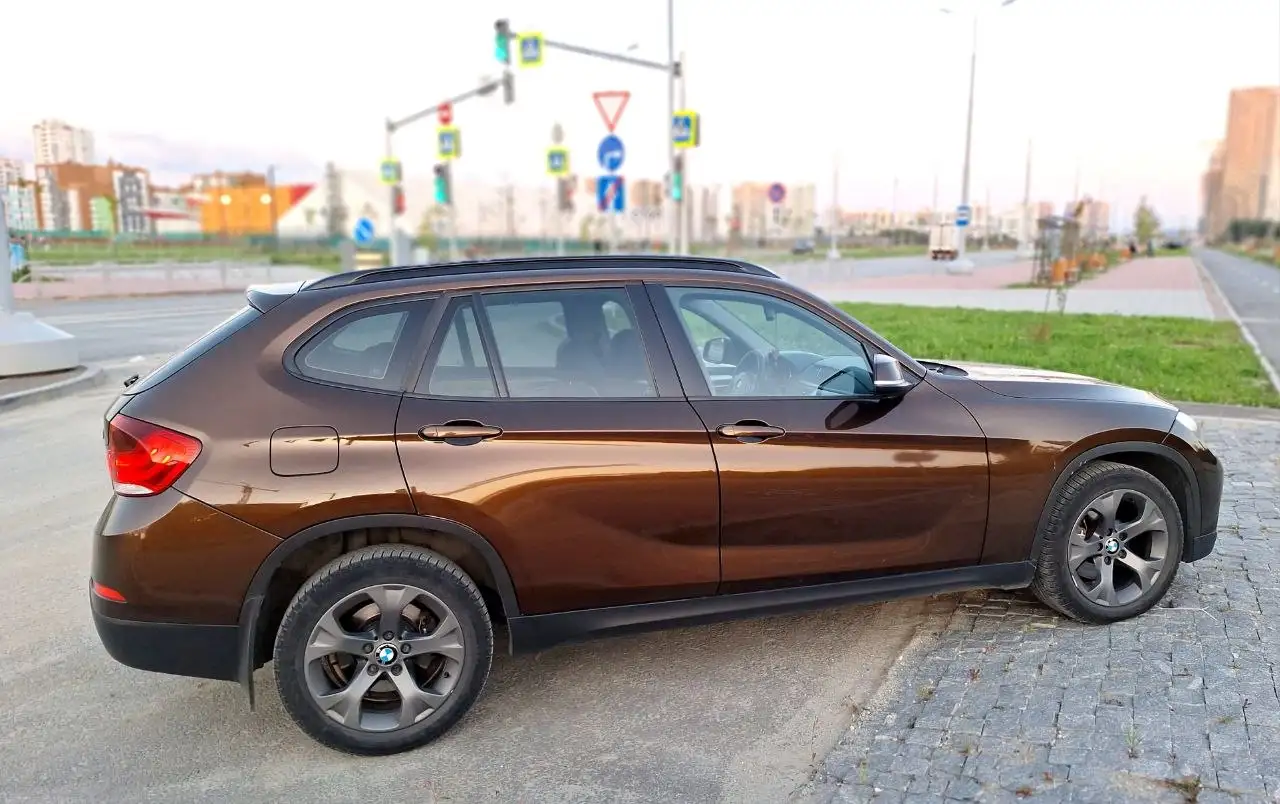 BMW X1 2.0 AT 2012 рестайлинг - Легковые автомобили (Авто) в Екатеринбург