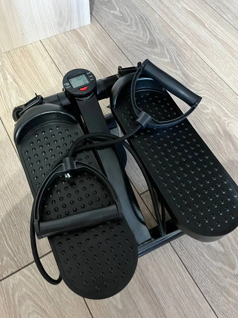 Мини тренажер степпер с эспандерами для дома - Спорттовары (Хобби и отдых) в Екатеринбург