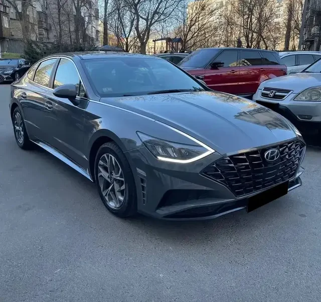 Hyundai Sonata 2021 в хорошем состоянии - Электромобили в Екатеринбург