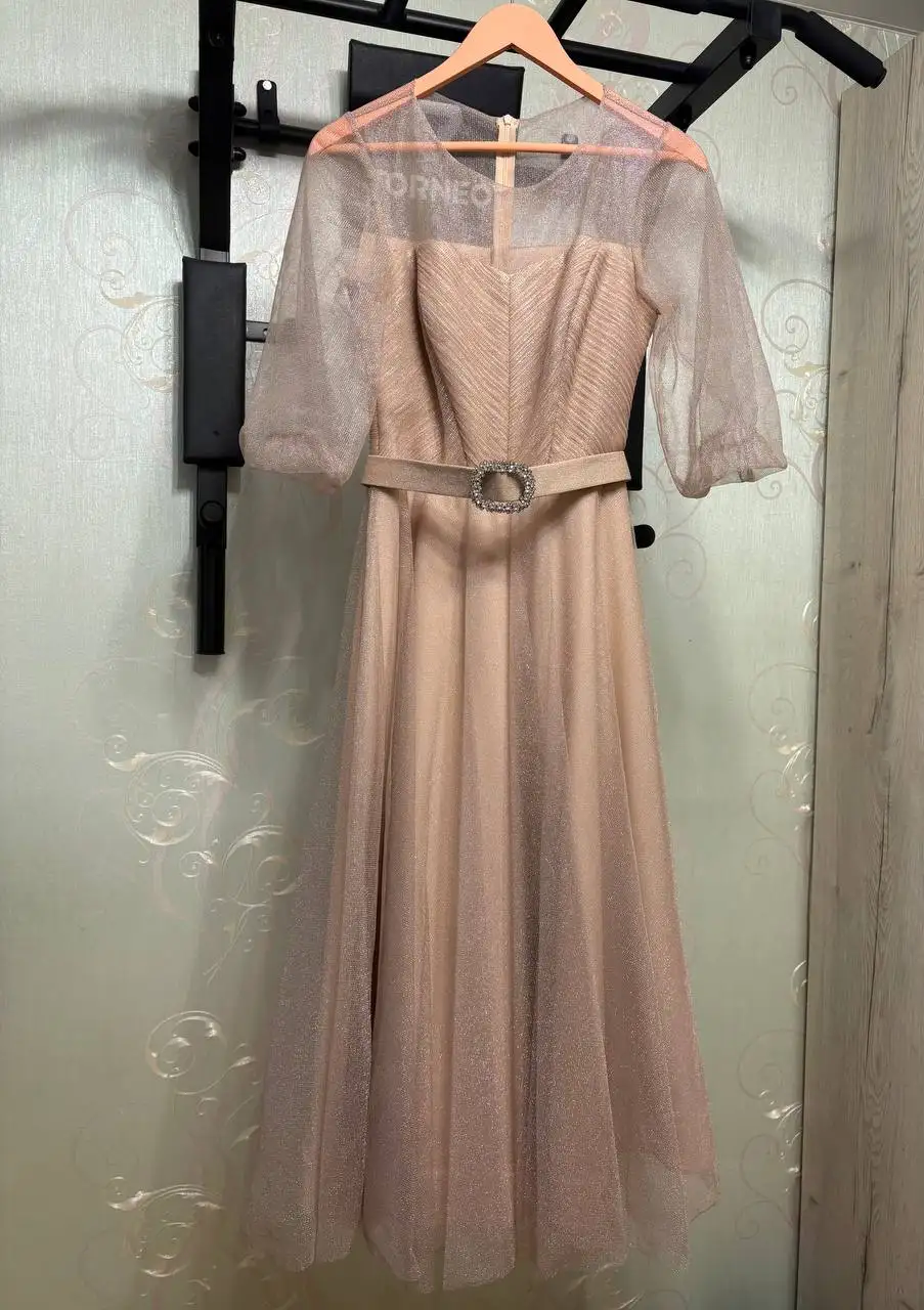 Вечернее платье розовое 44 размер - Платья (Одежда) в Екатеринбург